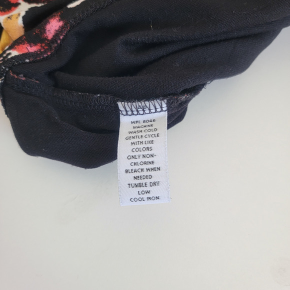 Floral Stretchy 3/4 Sleeve Top Petite L - Picture 3 of 7